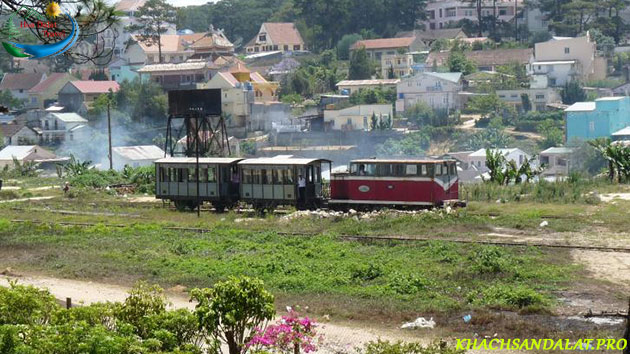 Du ngoạn trên đường sắt Đà Lạt - Trại Mát