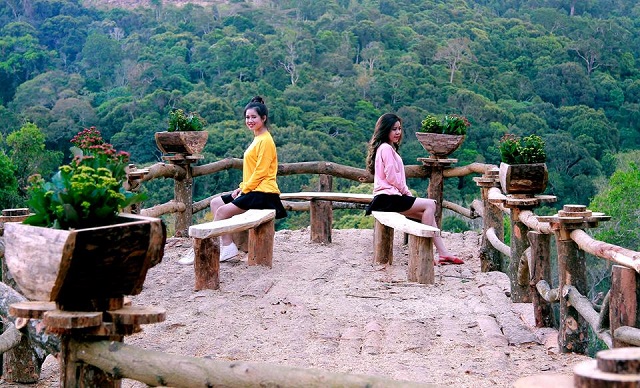 ảnh check in tại hoa sơn điền trang