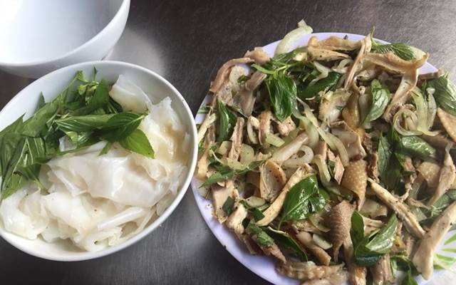 Bánh ướt lòng gà Đà lạt