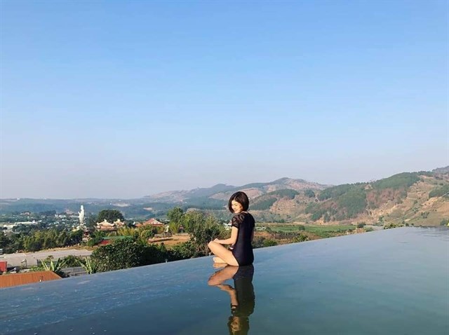 tham quan hồ trên mây Đà Lạt