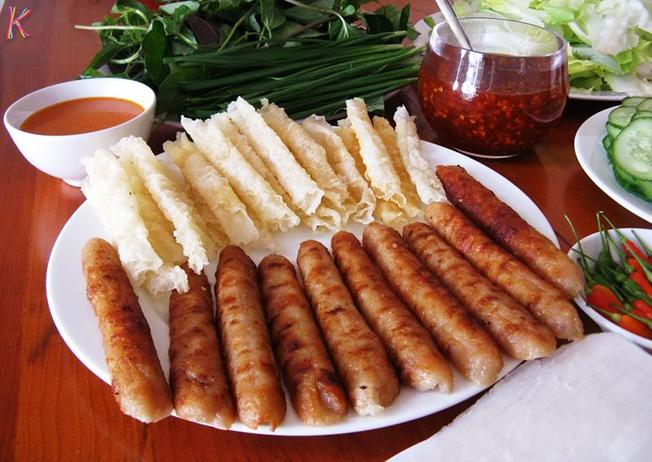 nem nướng Đà Lạt ngon