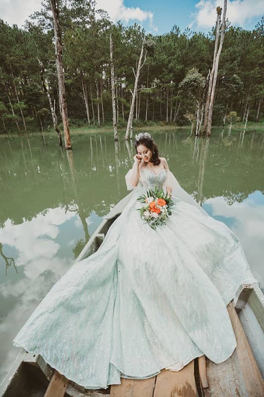 Chụp hình ngoại cảnh tại T & Q Đà Lạt