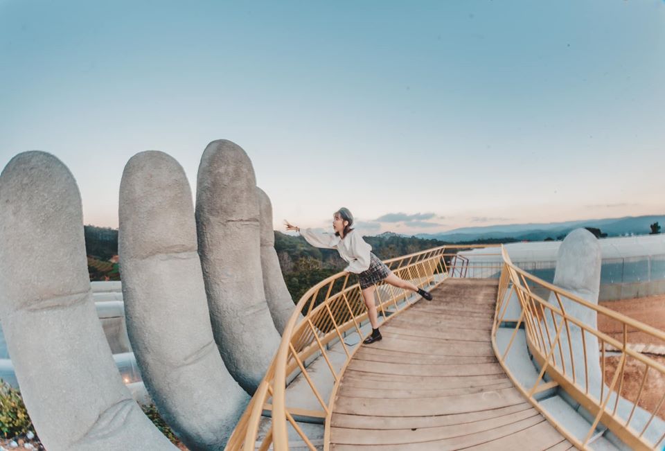Bắc Thang Lên Hỏi Ông Trời ở đâu