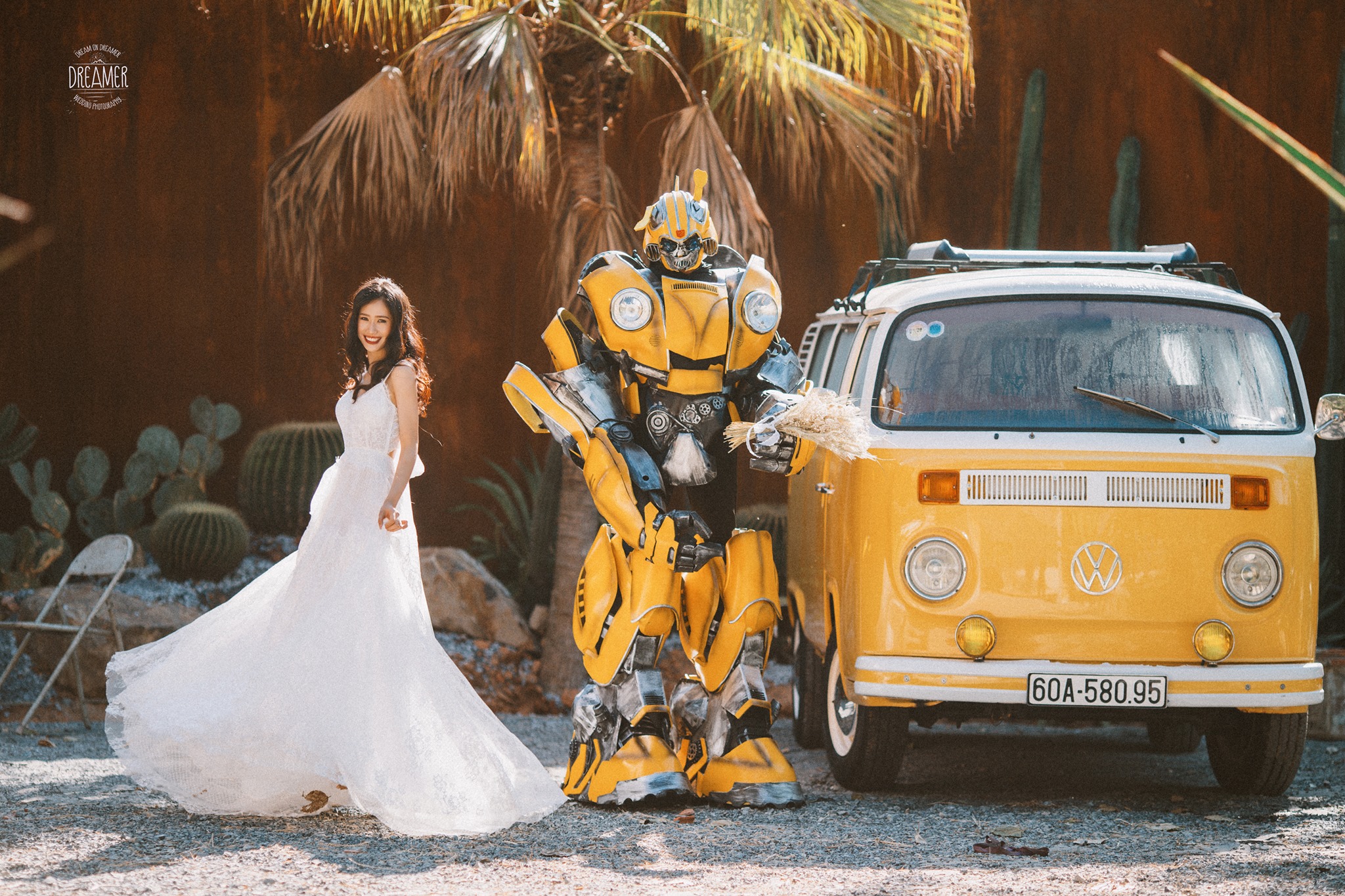 chụp hình với roboot tại kombi land Đà Lạt