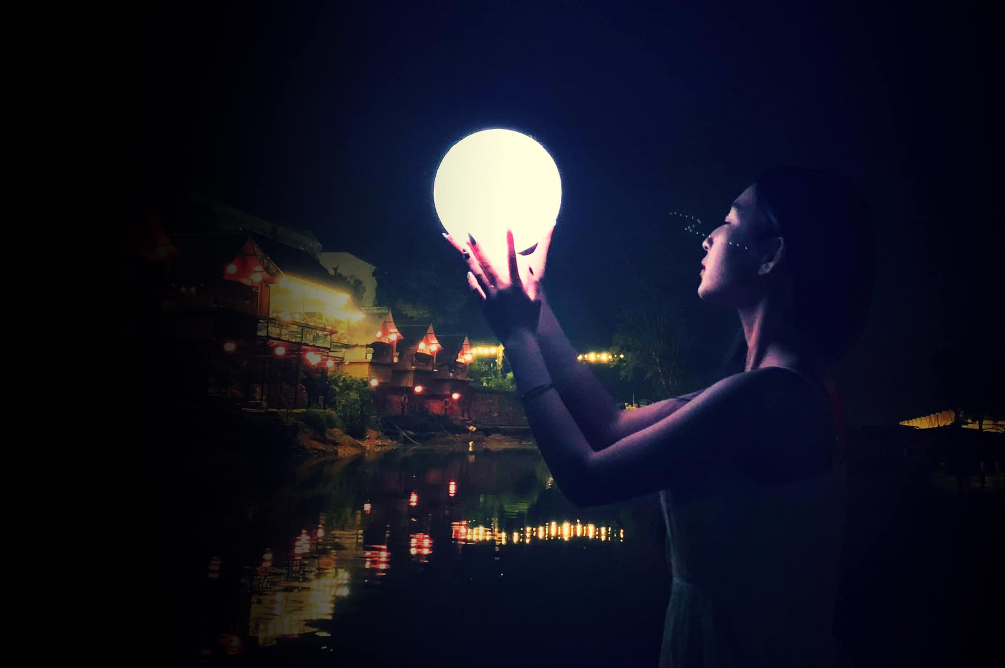 Lạc Tiên Giới mấy giờ mở cửa
