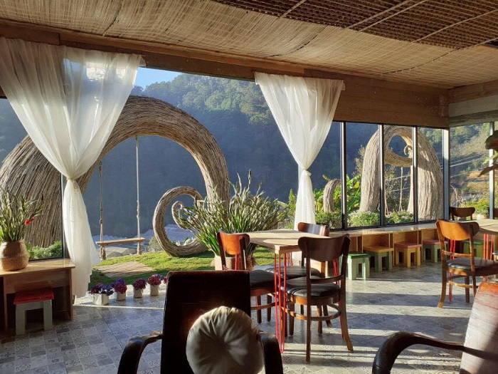 cafe xứ sở thần tiên Đà Lạt mấy giờ mở cửa