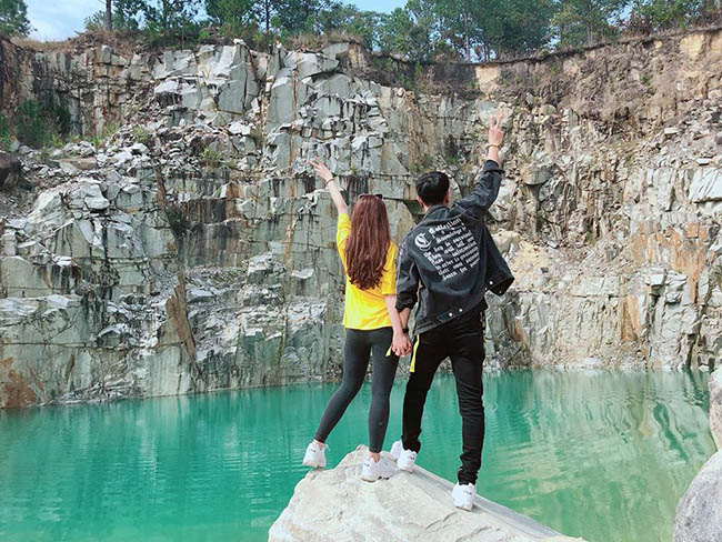 Du khách check in tuyệt tình cốc Đà Lạt