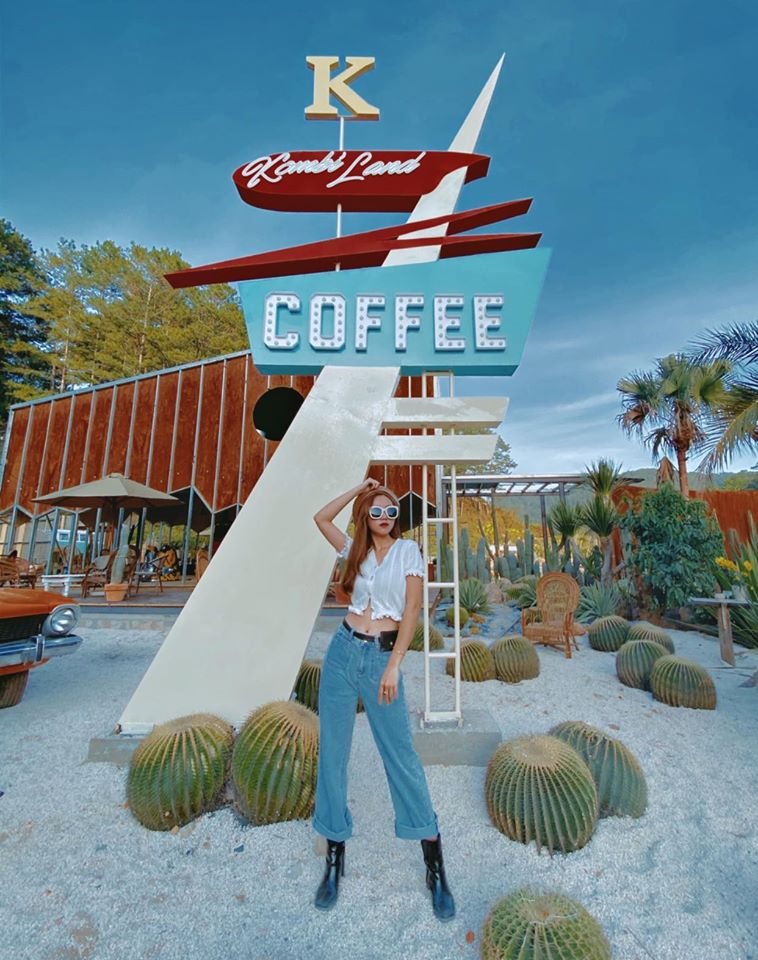 Kombi Land coffee Đà Lạt