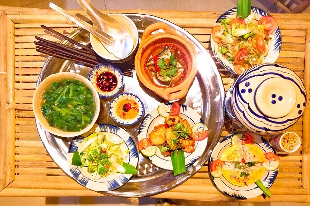 quán cơm ở Đà Lạt