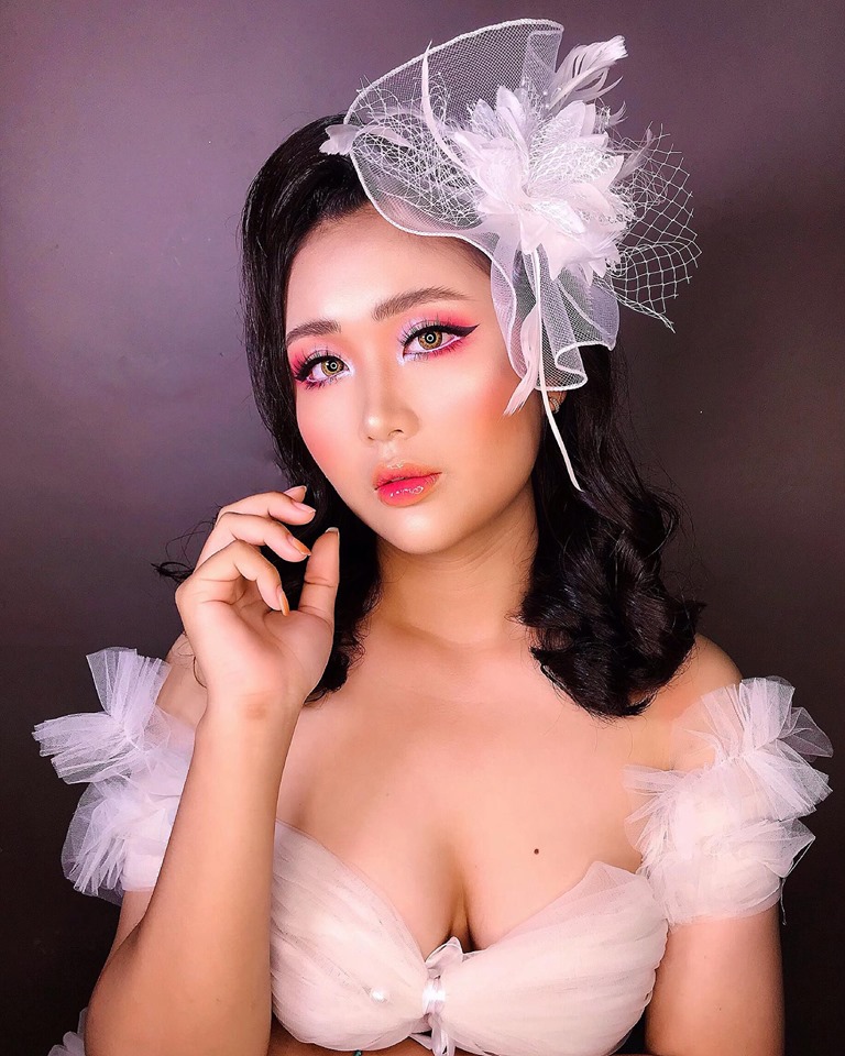 Make up Xuân Hồng